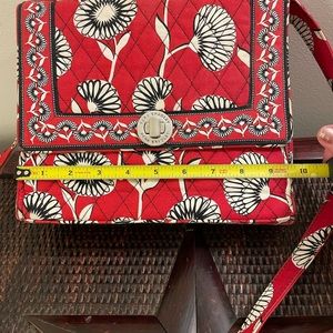 SET!  Vera Bradley Deco Daisy (retired) Purse, Wallet, Coin Purse.